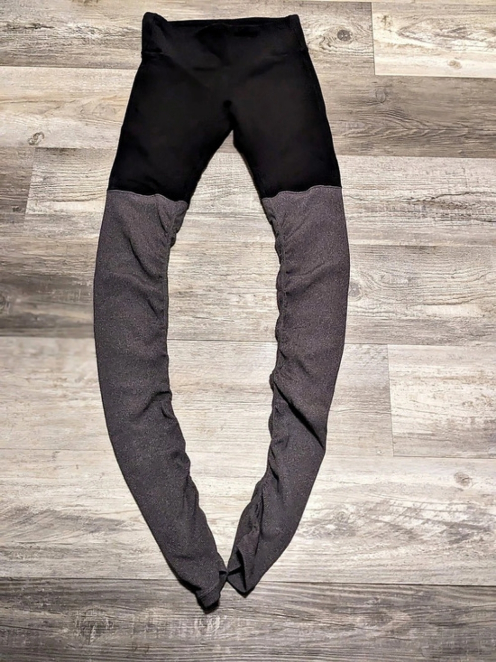 Alo Yoga Goddess Leggings